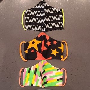 3 Girls Neon Face Masks